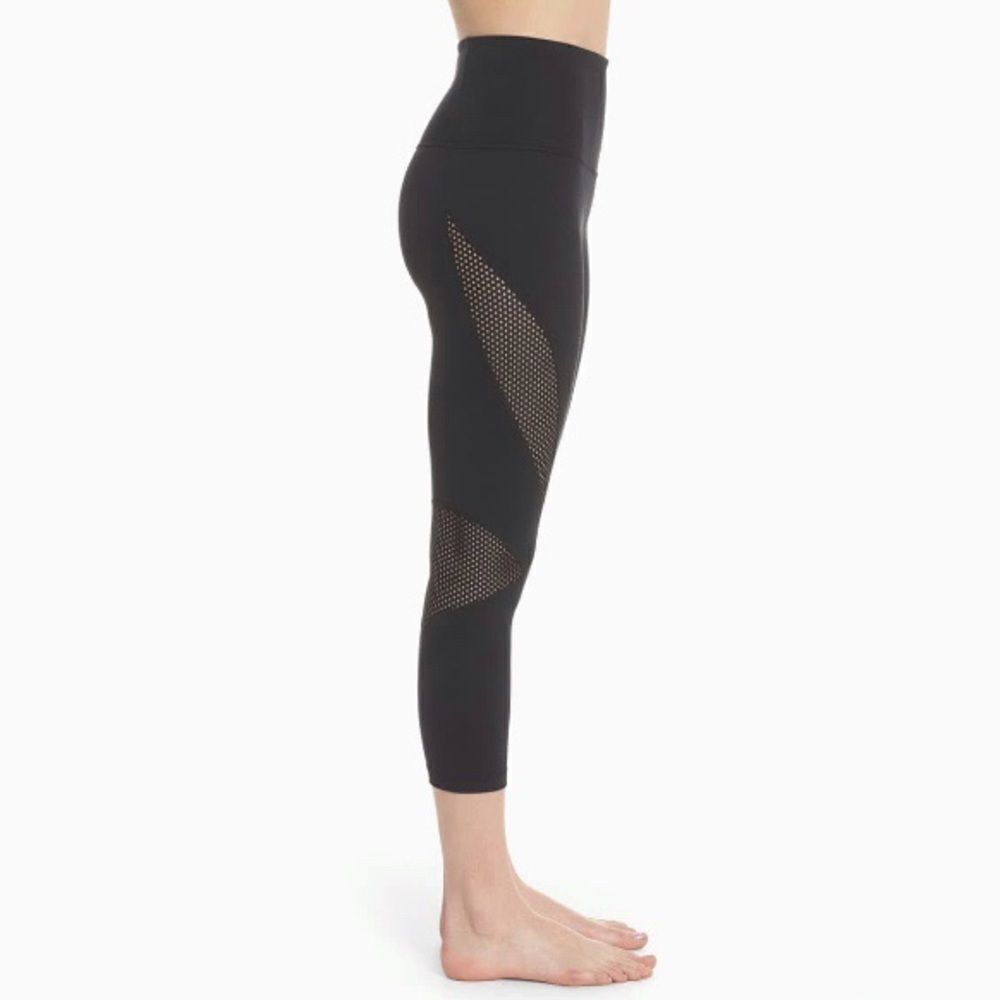 🆕 ZELLA High Rise Black Leggings! - Picture 9 of 9